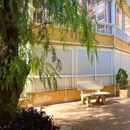 Mediterranean Avenue 公寓 貝尼多姆